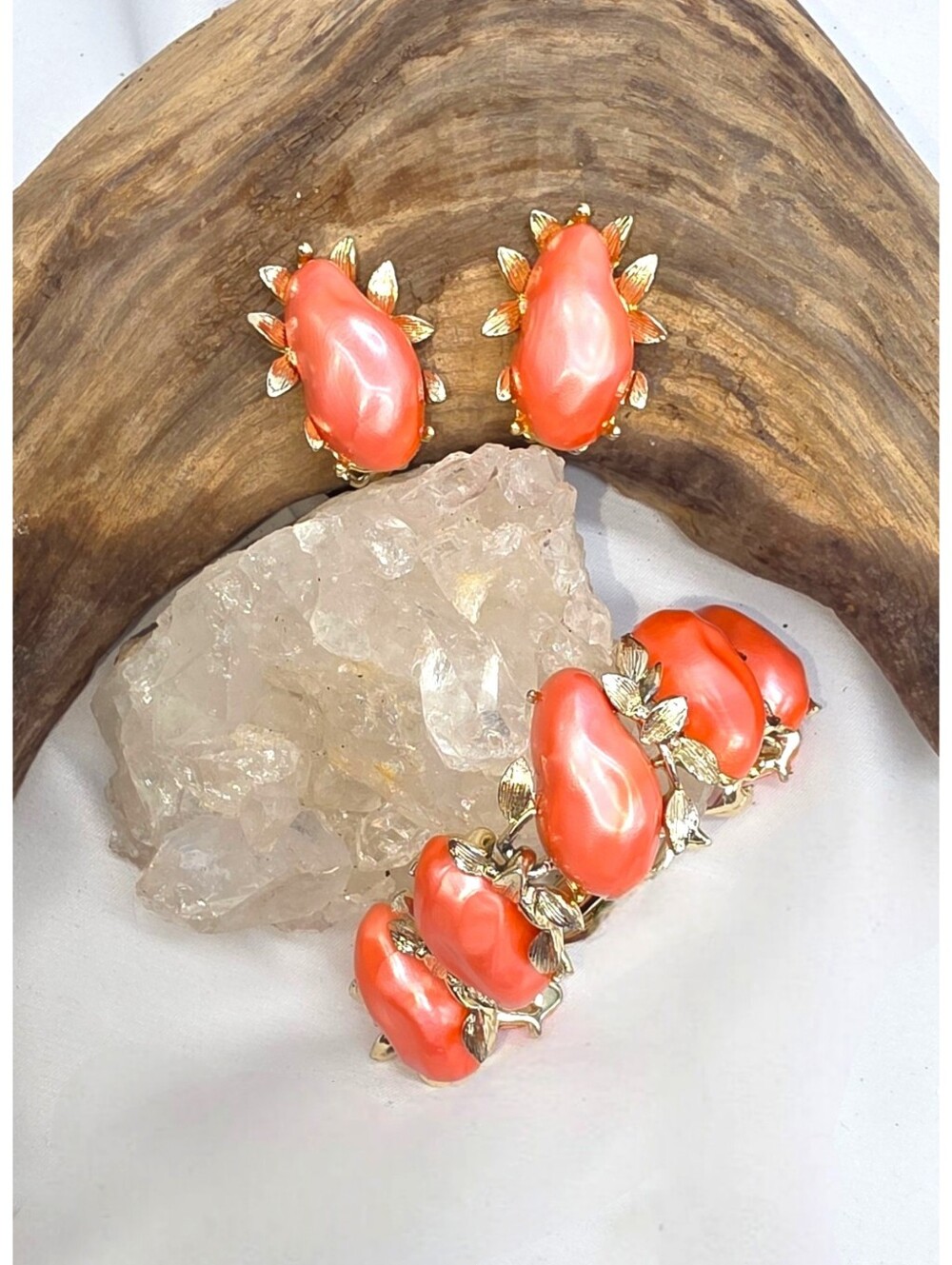 Vintage BSK Coral Thermoset Bracelet & Clip Earring Set Mid Century